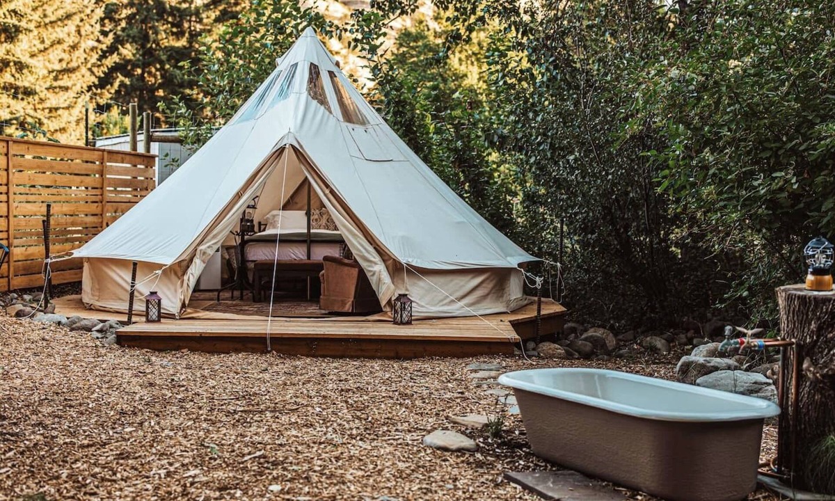 The Dalles Cabin | Creek-side Retreat - Glamping