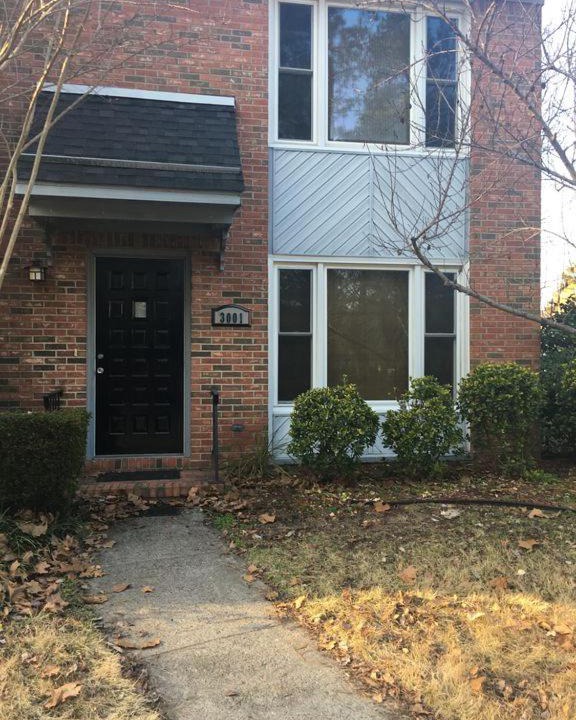 Augusta House | Creek View Townhome