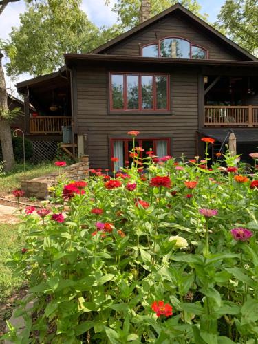 Drexel Cabin | Creekside Country Estate