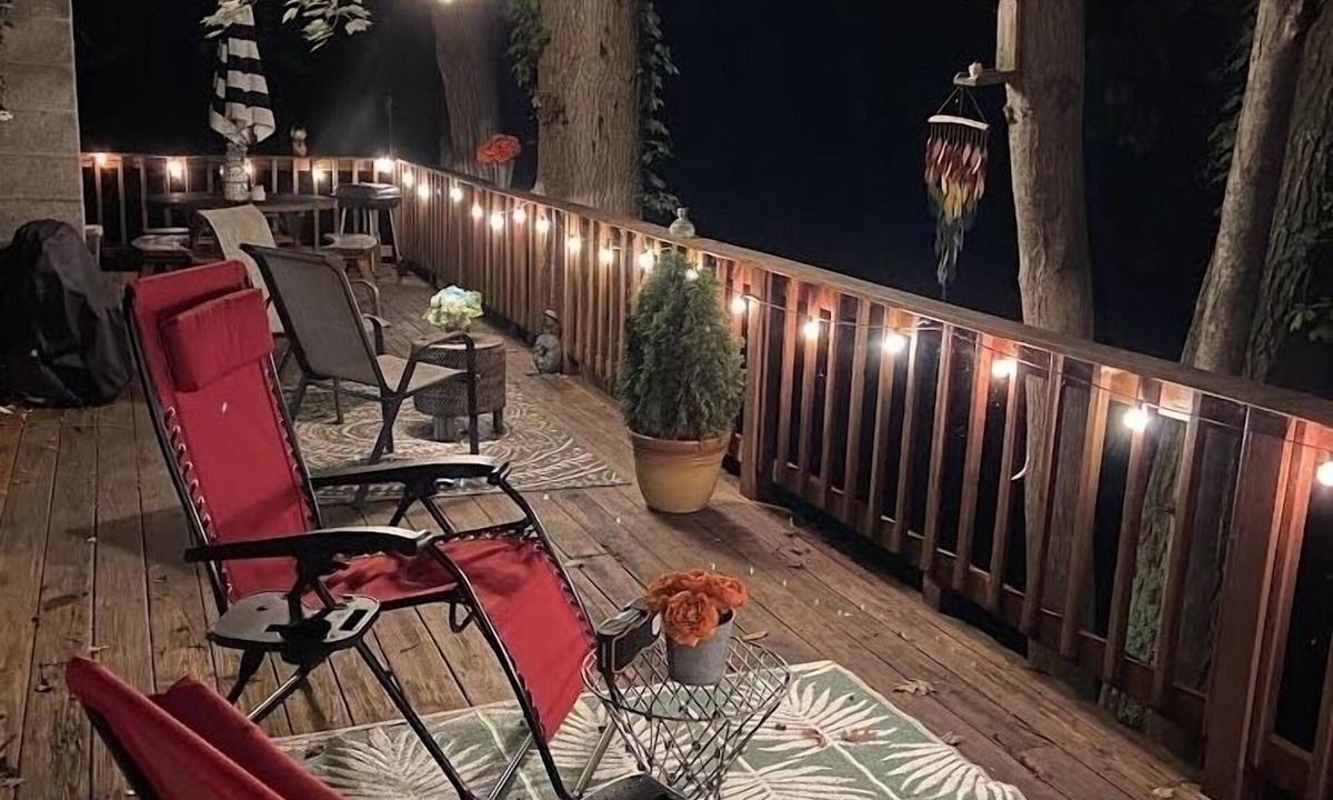 Tunkhannock Apartment | Creekside Getaway in The Trees