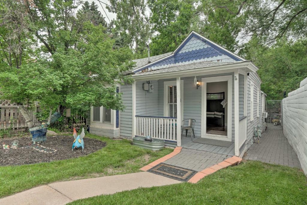 Manitou Springs Historic District House | Creekside Home with Patio, Walk to Manitou Incline!