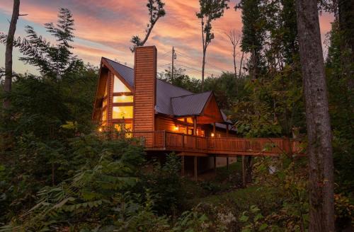 Chalet Village North House | Creekside Manor cabin