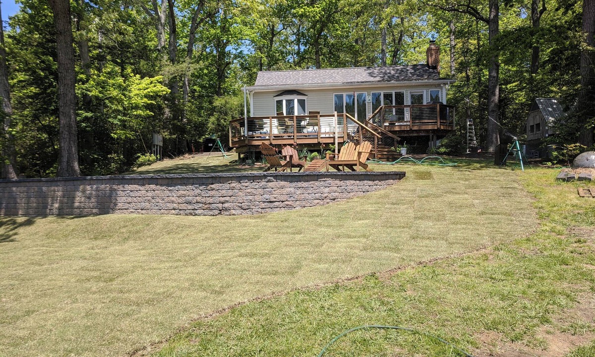 Lusby House | Creekside Oasis