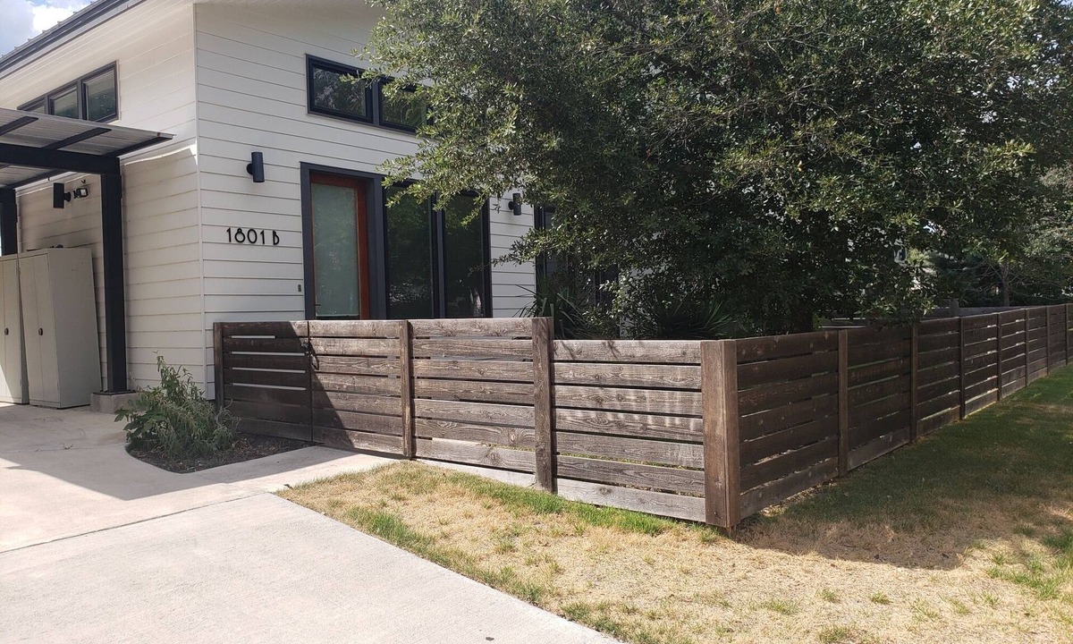Crestview House | Crestview Townhome - 10 mins from The Domain, 10 mins from Downtown