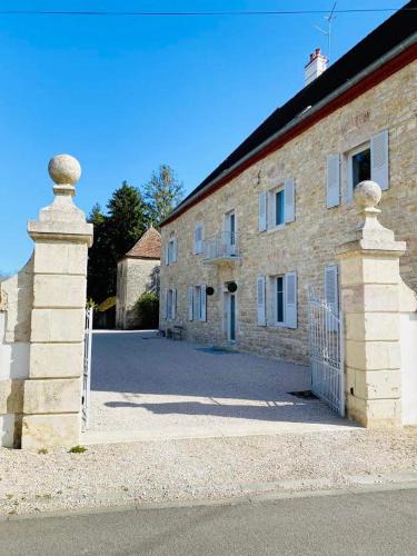 Longwy-sur-le-Doubs Apartment | Crisoline