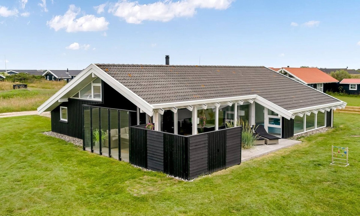 Lokken House | "Crista" - 500m from the sea by Interhome