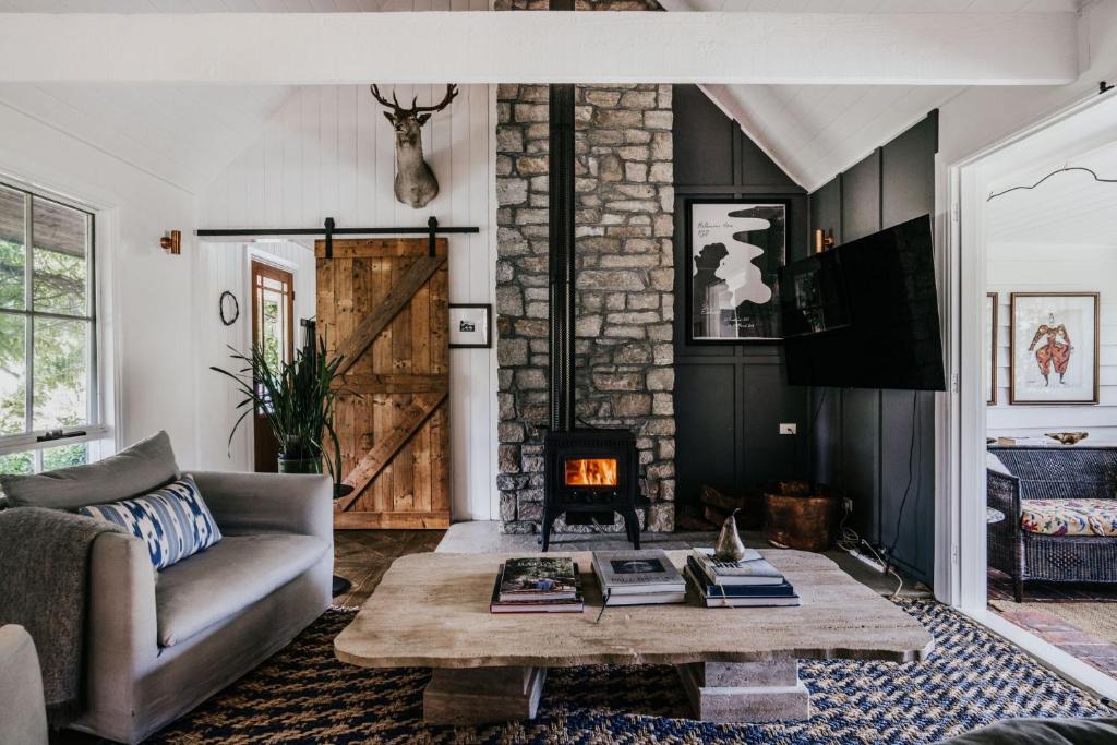 Pipers Creek House | Crofters Fold - Daylesford Macedon Region