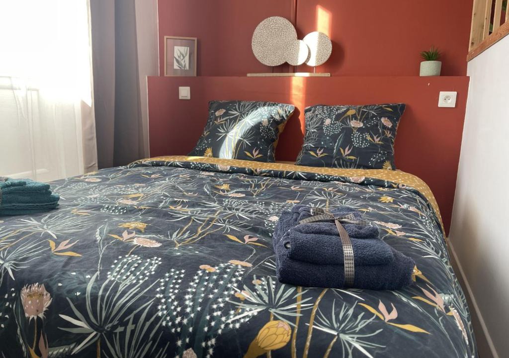 Chatellerault Apartment | Croix rouge