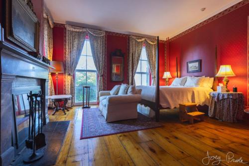 Cornwall Hotel | Cromwell Manor Inn