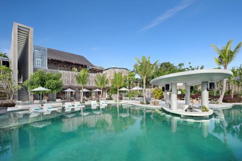 Jimbaran Resort | Cross Bali Breakers