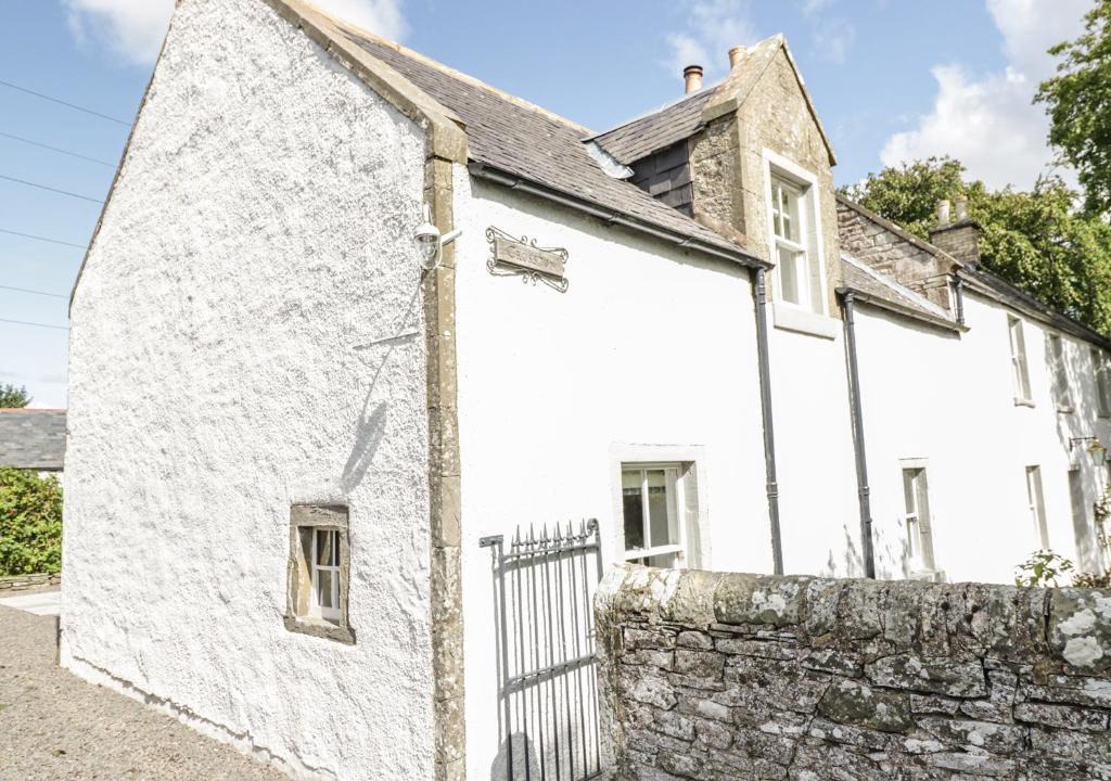 Forfar House | Crosston Farm, Forfar
