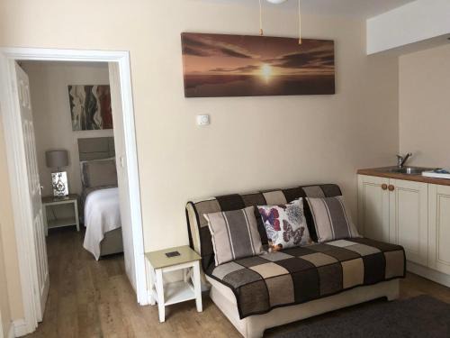 Bradninch Apartment | Crossways Tavern
