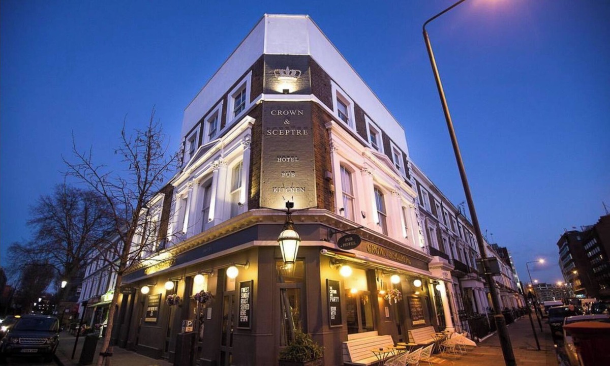 Holland Park Hotel | Crown and Sceptre