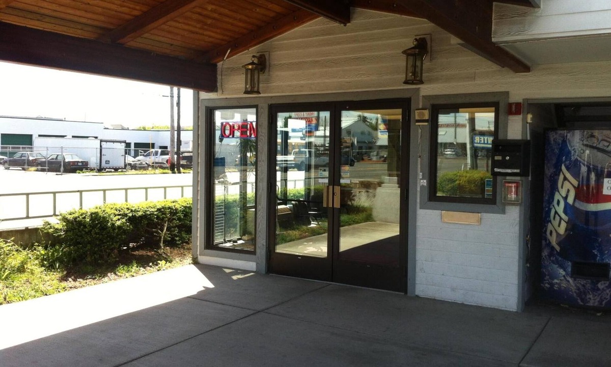 Seattle Hotel | Crown Inn