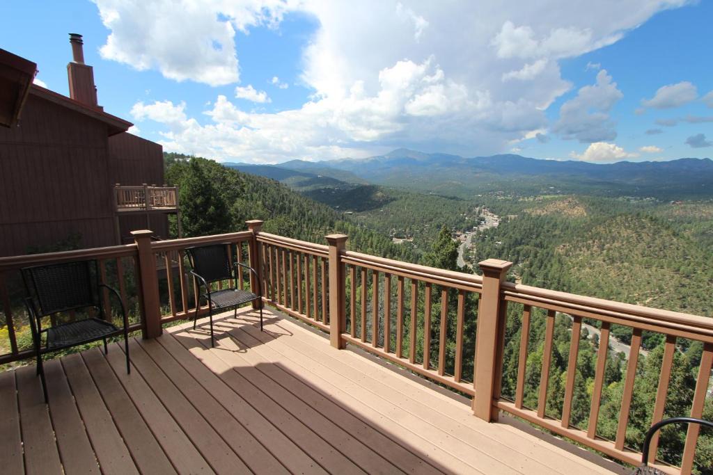 Ruidoso Resort | Crown Point Resort