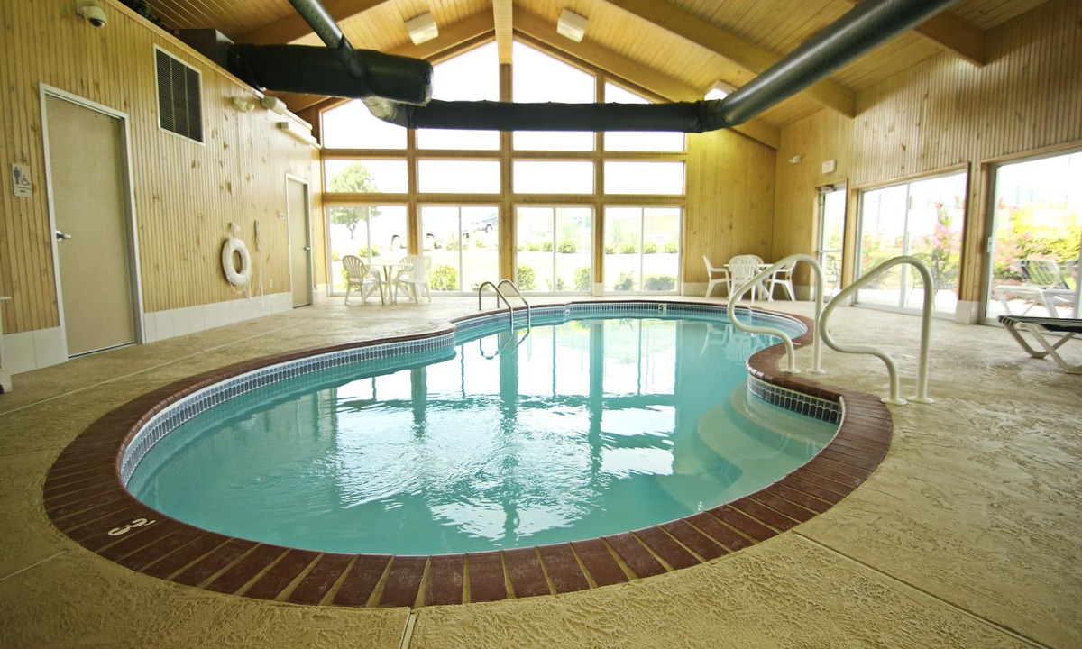 Farmington Hotel | Crown Pointe Lodge, BW Signature Collection