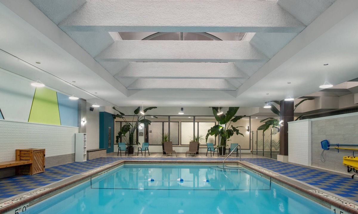 Kitchener Hotel | Crowne Plaza Kitchener-Waterloo by IHG
