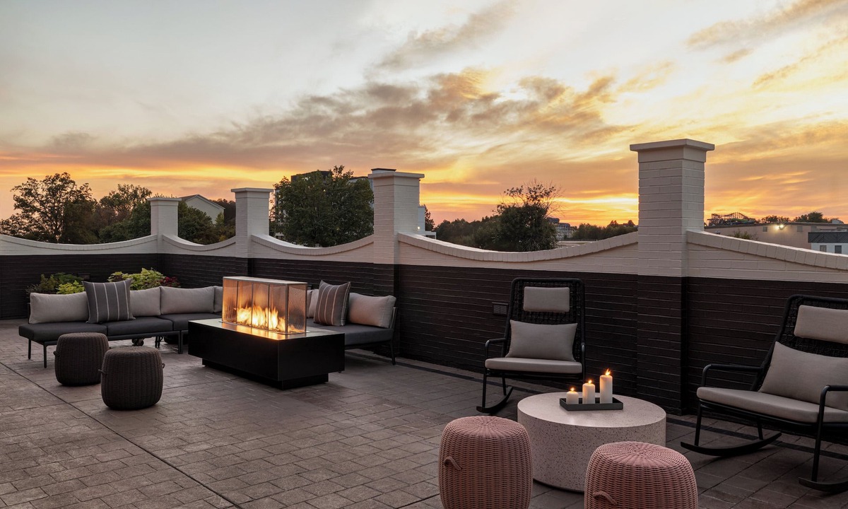 Fairgrounds Hotel | Crowne Plaza Louisville Airport Expo Ctr by IHG