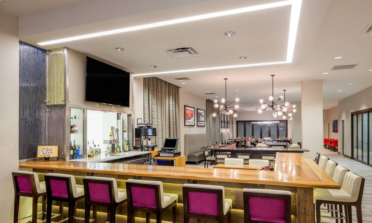 Pinch District Hotel | Crowne Plaza Memphis Downtown Hotel by IHG