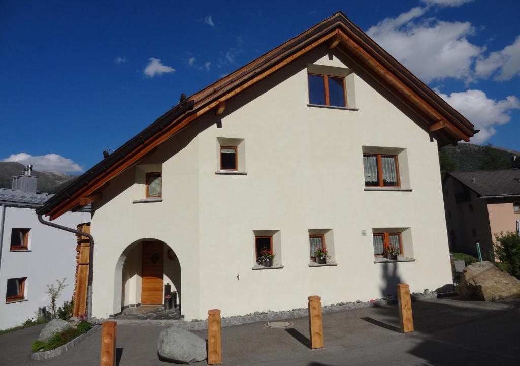 Samedan Apartment | Crusch 32