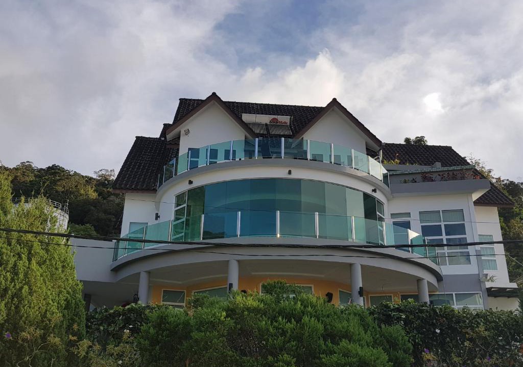 Tanah Rata House | Crystal Cameron Vacation Bungalow