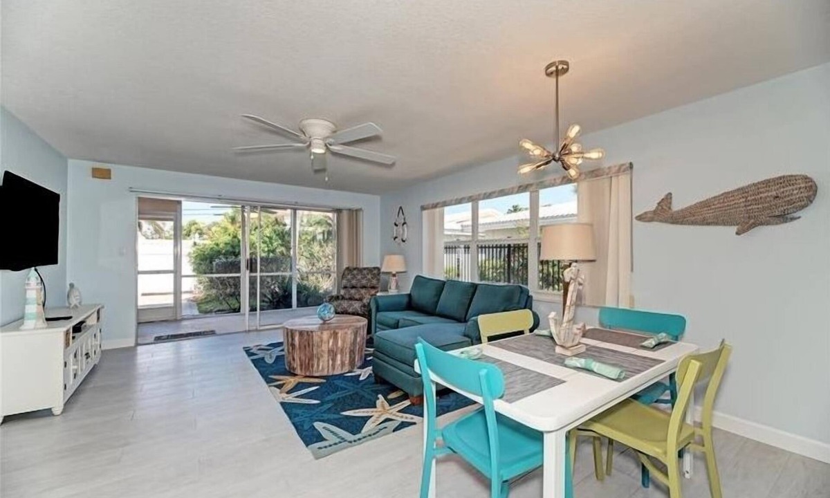 Siesta Key Villa | Crystal Sands Villa 12 - Private Beach