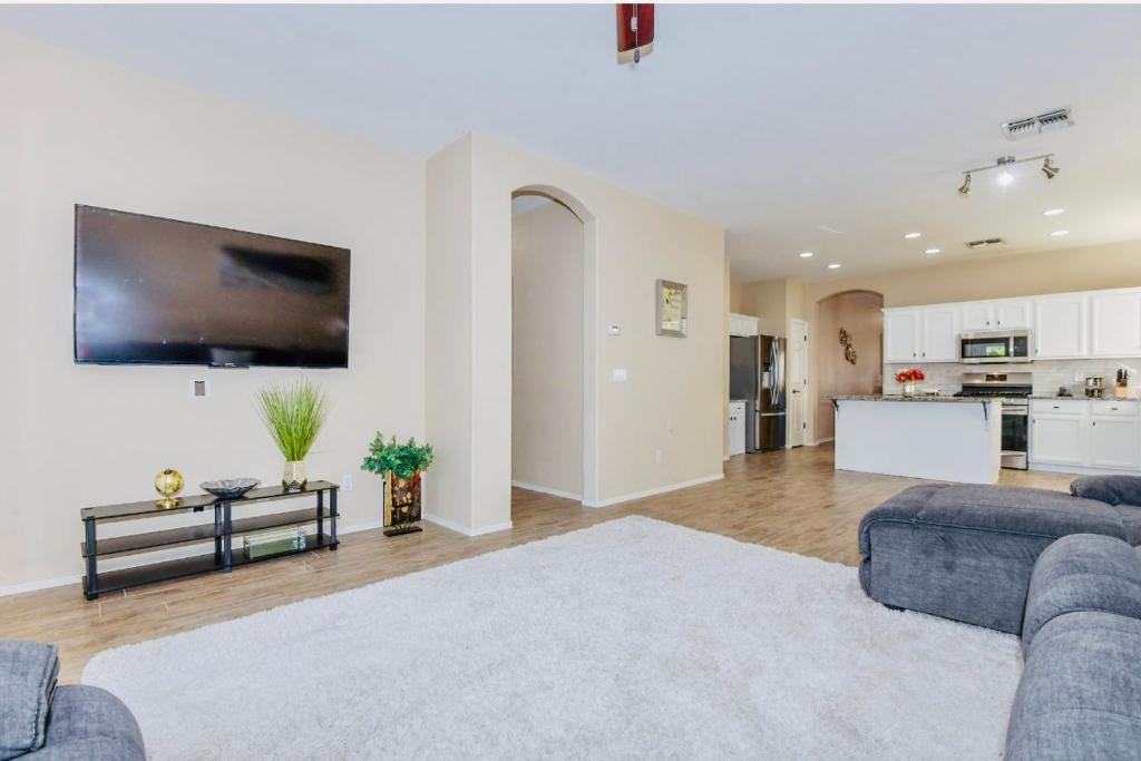 Coldwater Springs House | Crystal Suite