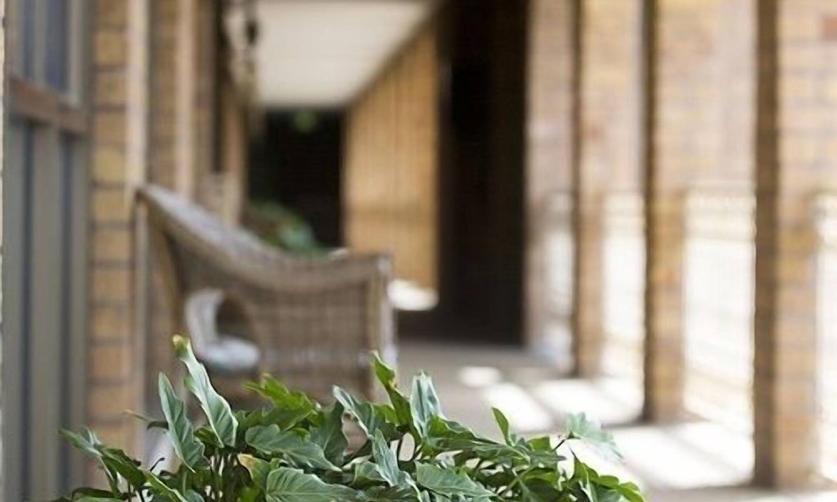 Cessnock Hotel | Cumberland Motor Inn