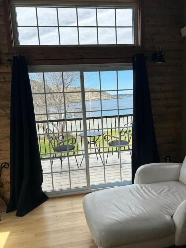 Cupids House | Cupids Guest House and SheShed