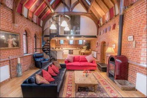 Netley House | Curbridge Chapel