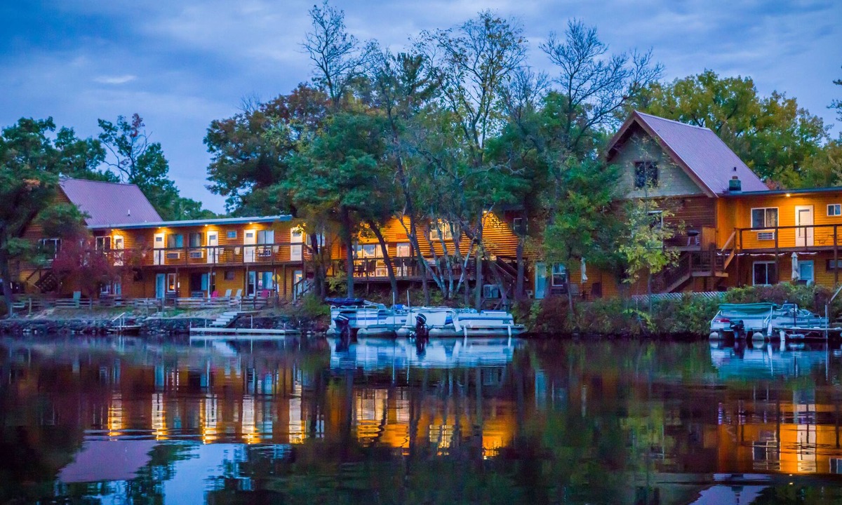 Rice Lake Cabin | Curriers Lakeview Lodge