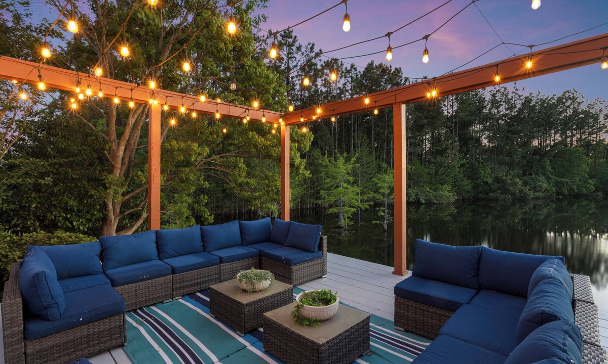 Gulfport House | Custom Built Lake House