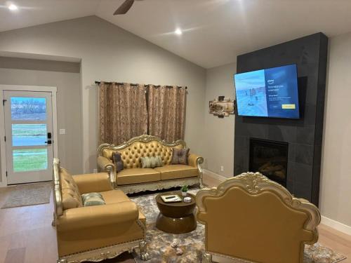Rochester Villa | Custom Luxury Rambler in Highland Hills