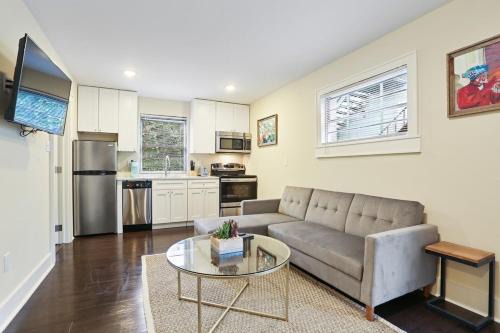 South 7th Ward Apartment | Cute 1bed 1bath 4 blocks from French Q and steps to Jazz & music venues
