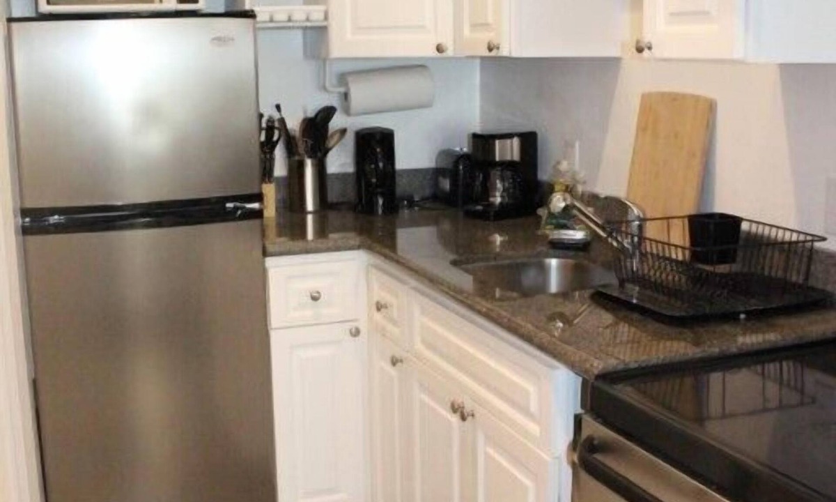 Inner Sunset Apartment | Cute and Convenient