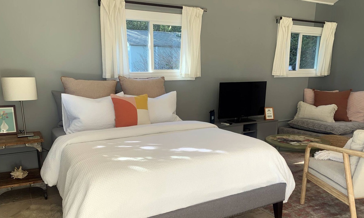 Napa Cottage | Cute Casita on Main: Napa Studio
