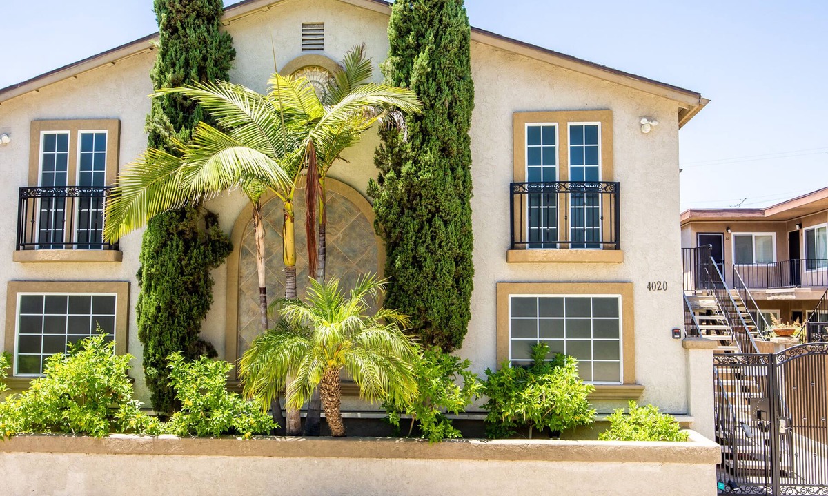 Croham Condo | Cute Condo in Gated Community