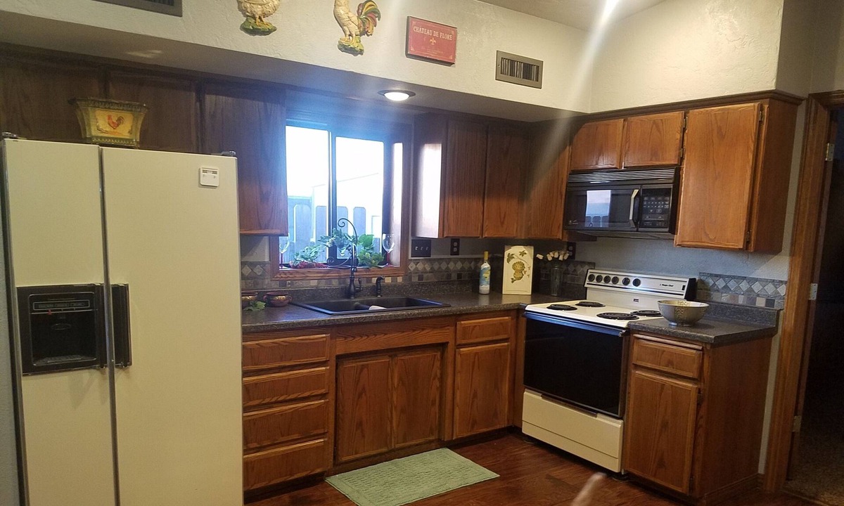 Eltopia Cottage | Cute country cottage