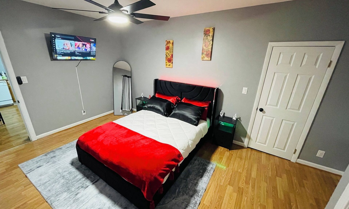 Woonsocket Apartment | Cute & Cozy 1BR Woonsocket Stay