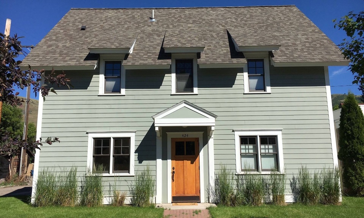 Heart of Missoula Apartment | Cute Downtown Apartment, Walk to University, Shops & More!