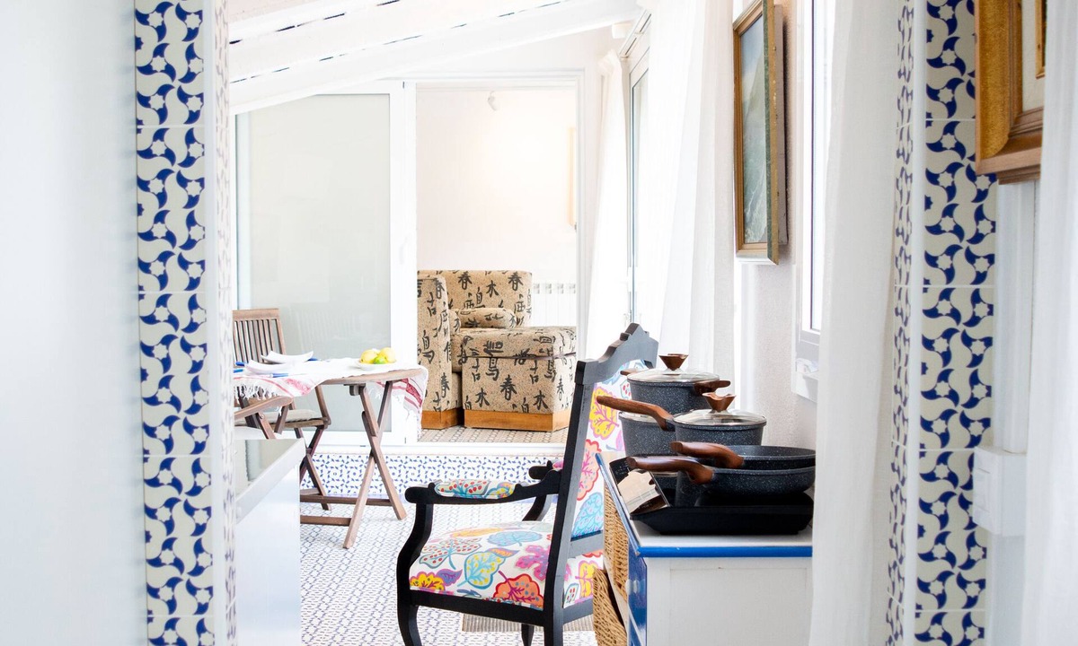 el Carme Cottage | Cute garden facing cottage in central girona. Ideal for bicyclists or couples