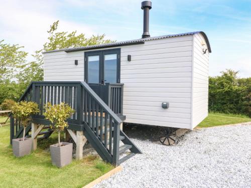 Llanfachraeth House | Cwt Y Rhos