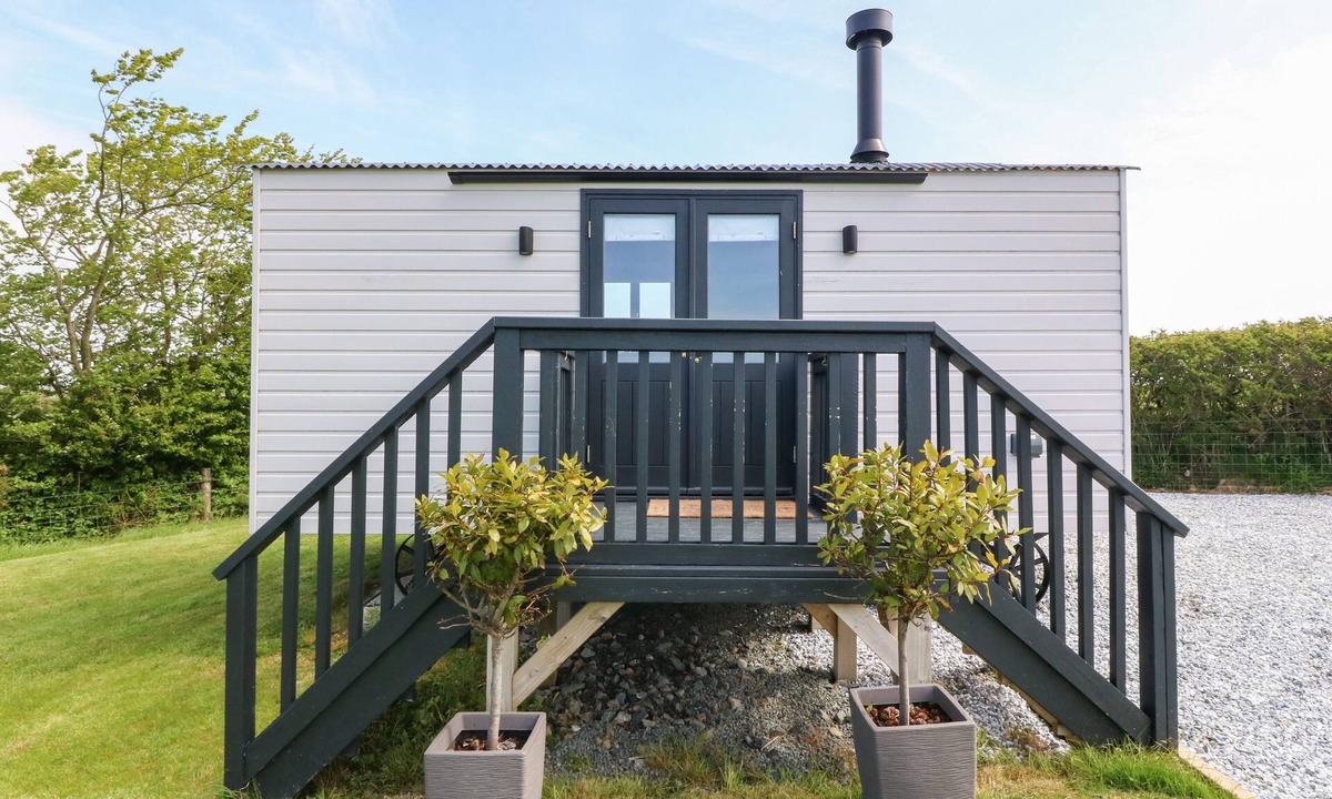 Llanfachraeth Cottage | Cwt Y Rhos