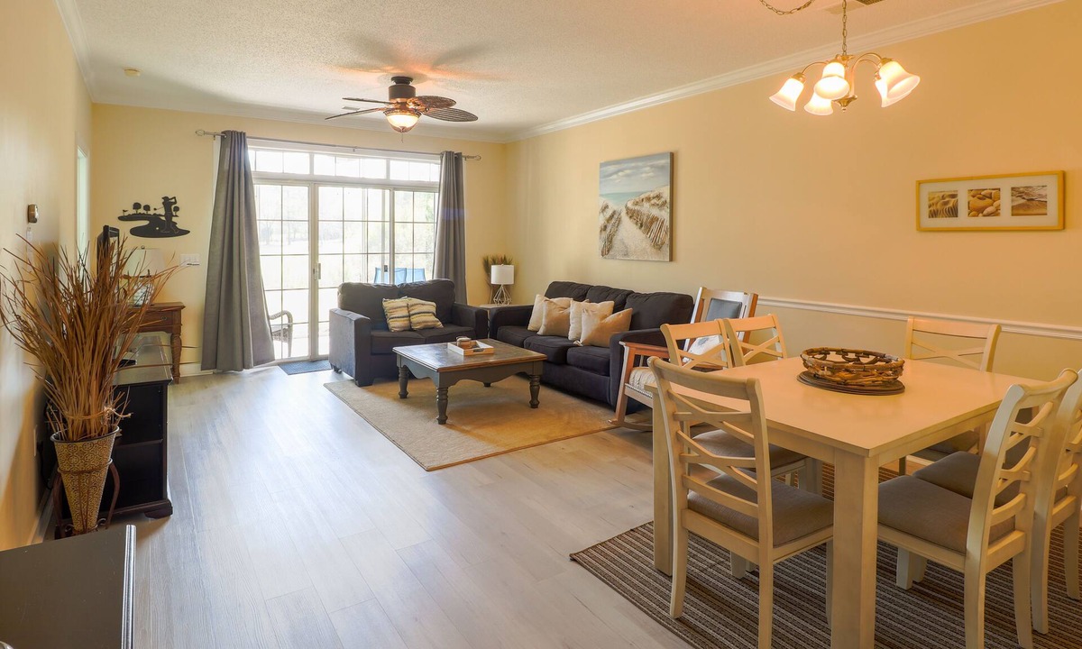 North Myrtle Beach Condo | Cypress Bend 913 Awesome Spacious Condo!