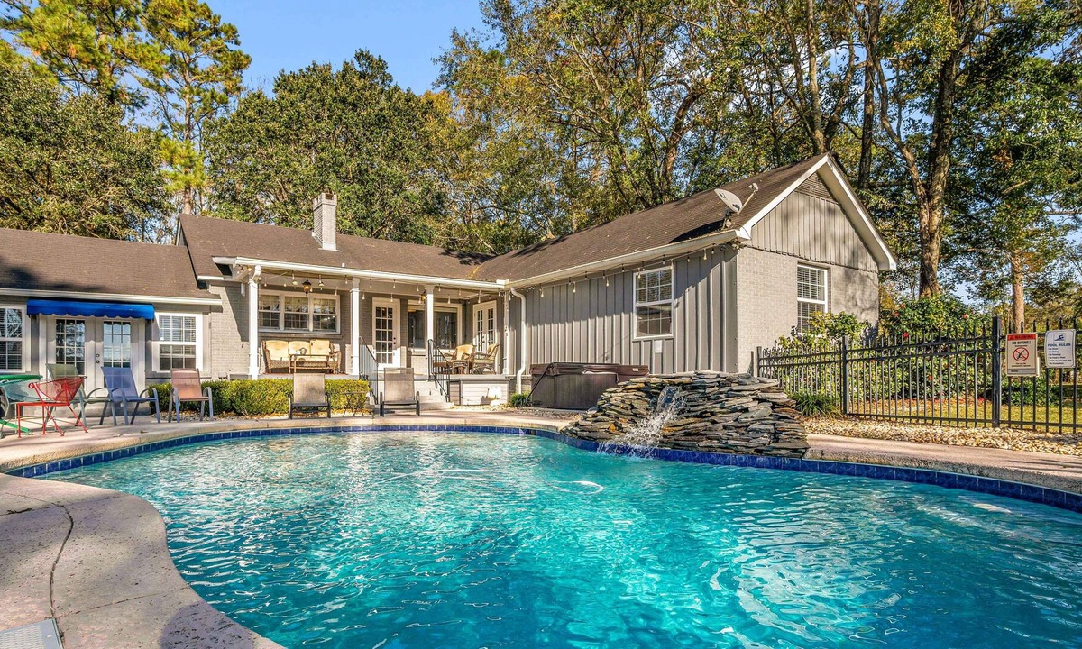 Mobile House | Cypress Grove - Dog River