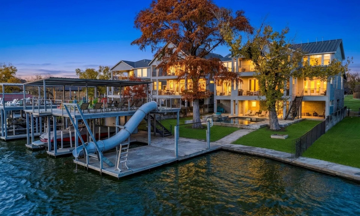 Kingsland House | Cypress Hideaway: Lakefront w/Pool, Spa & Slide