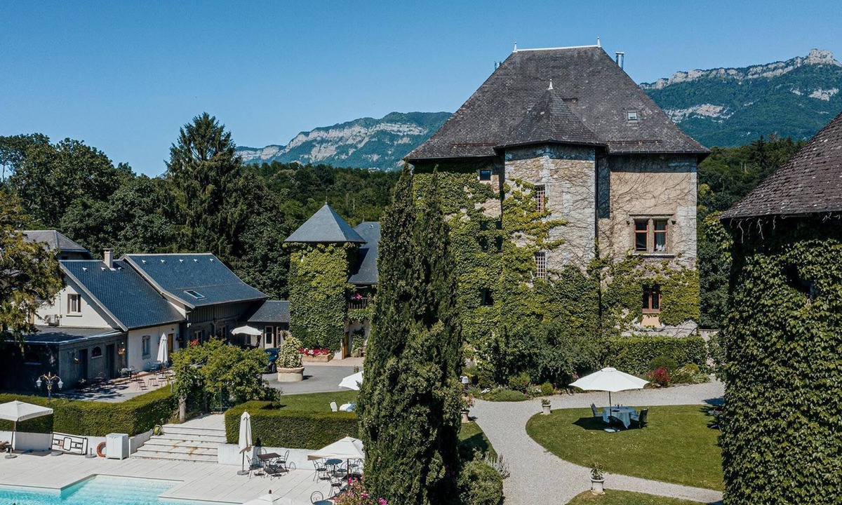 Chambery Apartment | Dégustations de Vin ! Chateau, Piscine sur place