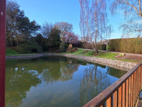 Cosse-le-Vivien House | Détente à la campagne