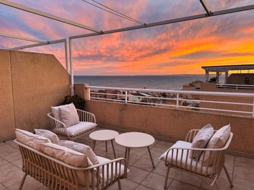 Santa Pola Apartment | Dúplex 2 dormitorios con terraza en Santa Pola