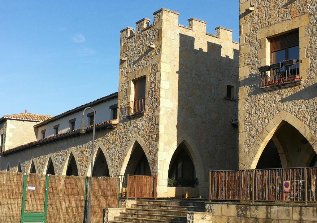 El Roc de Sant Gaieta Apartment | Dúplex amb piscina comunitària i terrassa